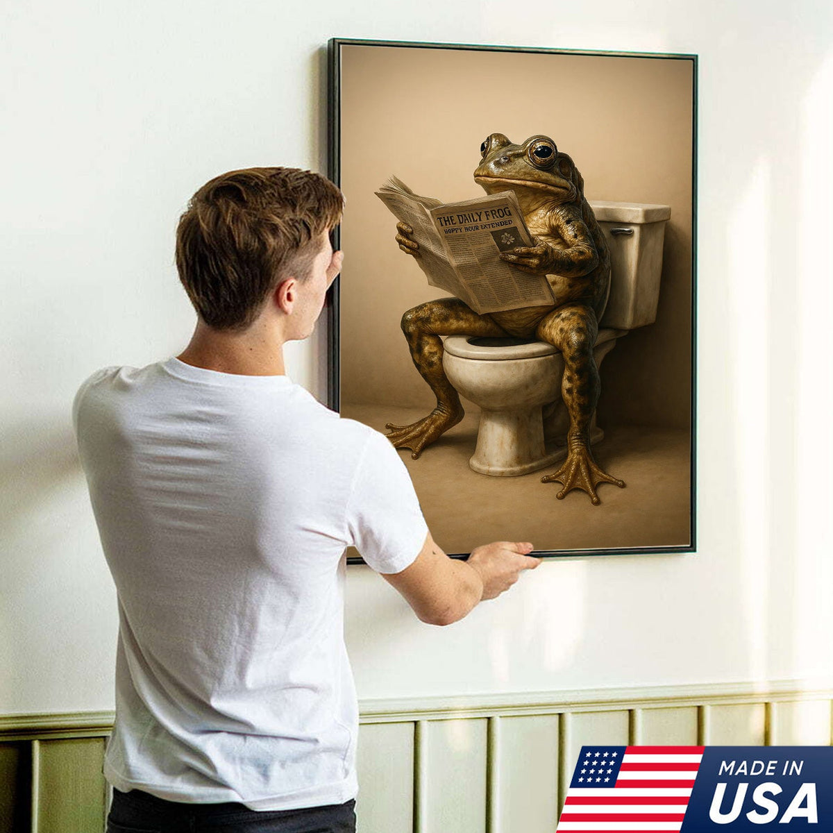 Funny Frog Bathroom Canvas Wall Art, Frog Reading Newspaper on Toilet