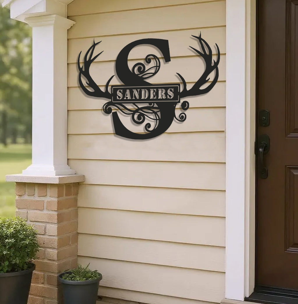 Personalized Deer Alphabet Antler Metal Sign – Custom Family Name Wall Decor for Hunters