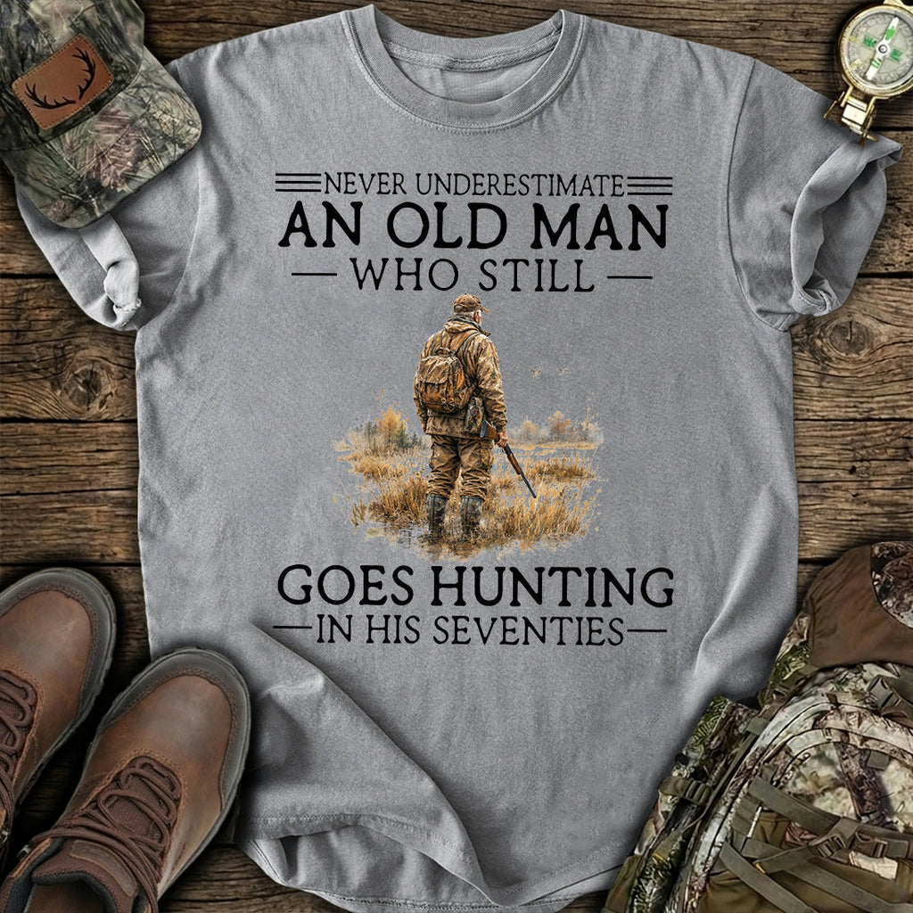 Personalized Never Underestimate An Old Man Hunting T-Shirt product image 7
